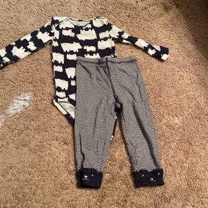 Baby clothes